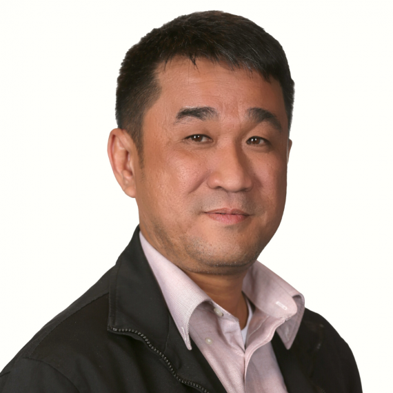 Isaac Woo Web Headshot - Rental Manager